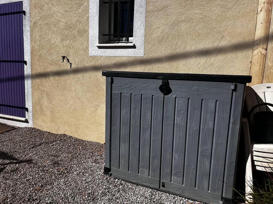 Aux Studio Sous Les Oliviers Netflix Et Disney Plus Contes  Exterior foto